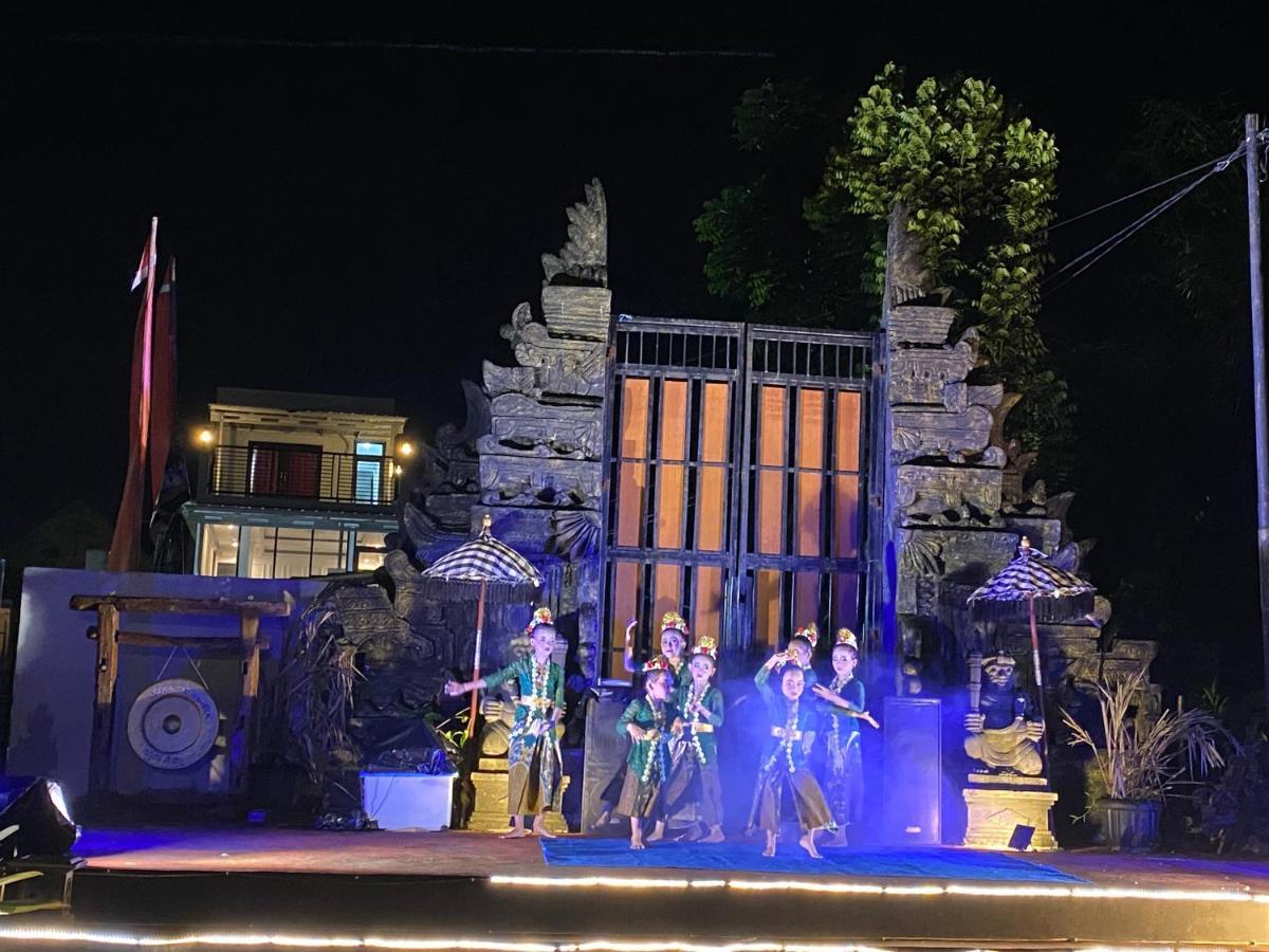 Resort & Resto Talaga Sundayana Subang Exterior photo